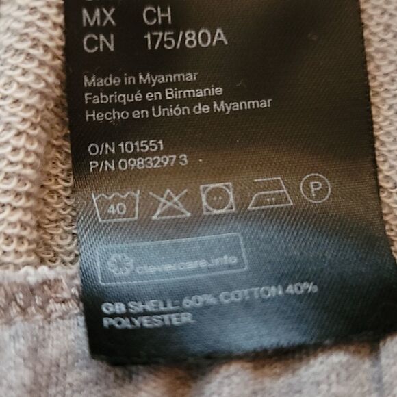 NWOT Girls H&M Sweat Shorts! - Picture 8 of 8